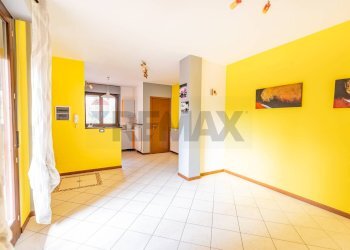 Stanza vuota - Appartamento Via Silvio Pellico
49, Castelbellino - foto 2