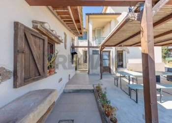 Terrazza - Residence VIA VOCABOLO CHIORANO
 
10, Magliano Sabina - photo 37