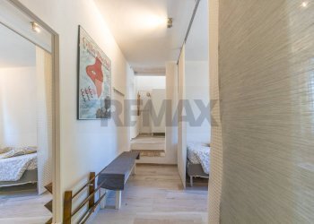 Hall / corridoio - Residence VIA VOCABOLO CHIORANO
 
10, Magliano Sabina - photo 43