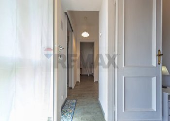 Hall / corridoio - Residence VIA VOCABOLO CHIORANO
 
10, Magliano Sabina - photo 54