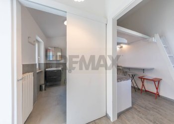 Hall / corridoio - Residence VIA VOCABOLO CHIORANO
 
10, Magliano Sabina - photo 66