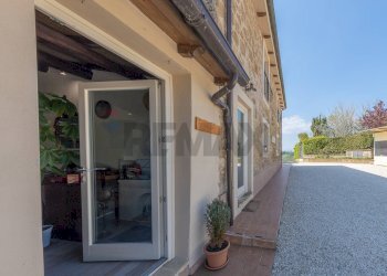 Terrazza - Residence VIA VOCABOLO CHIORANO
 
10, Magliano Sabina - photo 81