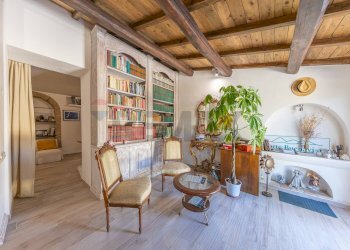 Soggiorno - Residence VIA VOCABOLO CHIORANO
 
10, Magliano Sabina - photo 84