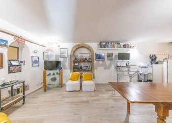 Soggiorno - Residence VIA VOCABOLO CHIORANO
 
10, Magliano Sabina - photo 85