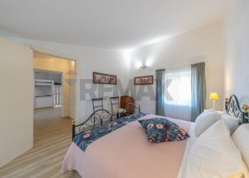 Camera / camera da letto - Residence VIA VOCABOLO CHIORANO
 
10, Magliano Sabina - photo 103