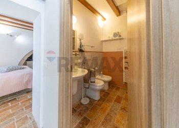 Bagno - Residence VIA VOCABOLO CHIORANO
 
10, Magliano Sabina - photo 107