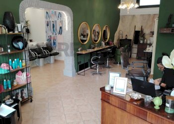 Palestra - Commercial Premises VIALE DUE GIUGNO
 
106, Cervia - photo 2