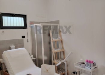 Camera / camera da letto - Commercial Premises VIALE DUE GIUGNO
 
106, Cervia - photo 7