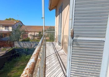 Balcone - Casa semi indipendente Aprilia - foto 14