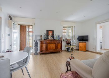 Sala da pranzo - Quadrilocale Viale XXI Aprile
 
109, Roma - foto 11
