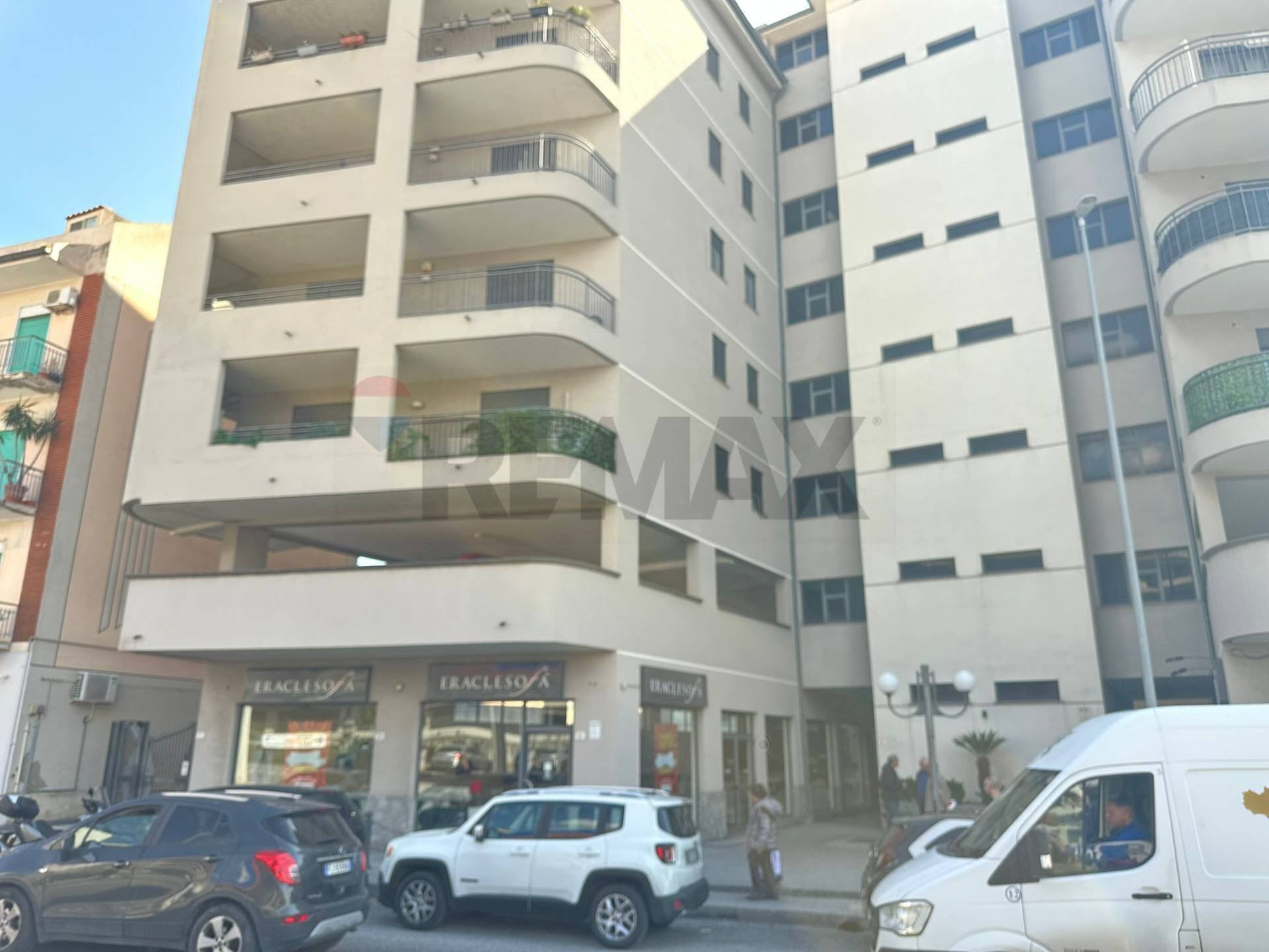 Edificio all\'aperto - Quadrilocale S.S.114 San Filippo
 
185, Messina - foto 2