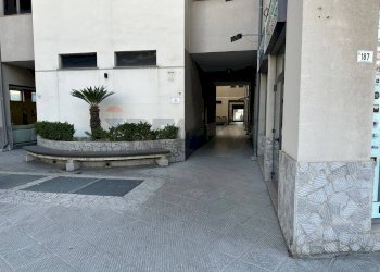 Edificio all\'aperto - Quadrilocale S.S.114 San Filippo
 
185, Messina - foto 3