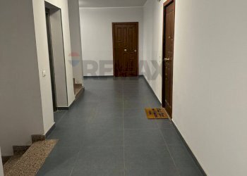 Hall / corridoio - Quadrilocale S.S.114 San Filippo
 
185, Messina - foto 6