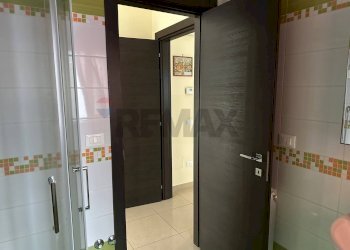 Bagno - Quadrilocale S.S.114 San Filippo
 
185, Messina - foto 16