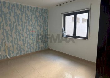 Stanza vuota - Quadrilocale S.S.114 San Filippo
 
185, Messina - foto 24