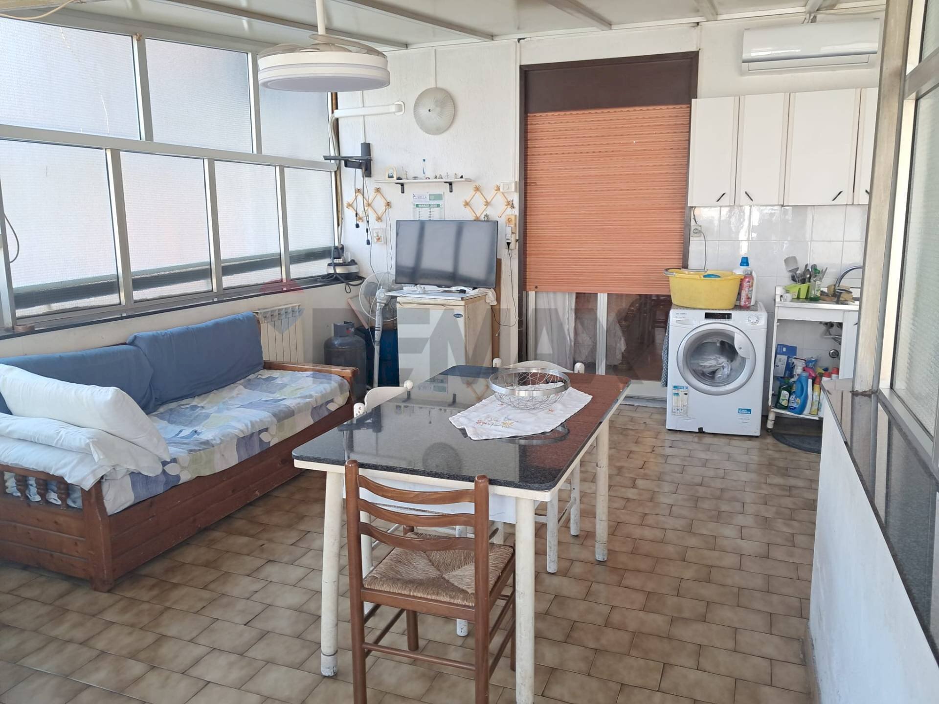 Sala da pranzo - Quadrilocale via Stazione
 
1, Mascali - foto 2