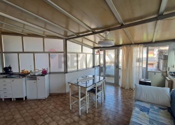 Sala da pranzo - Quadrilocale via Stazione
 
1, Mascali - foto 4