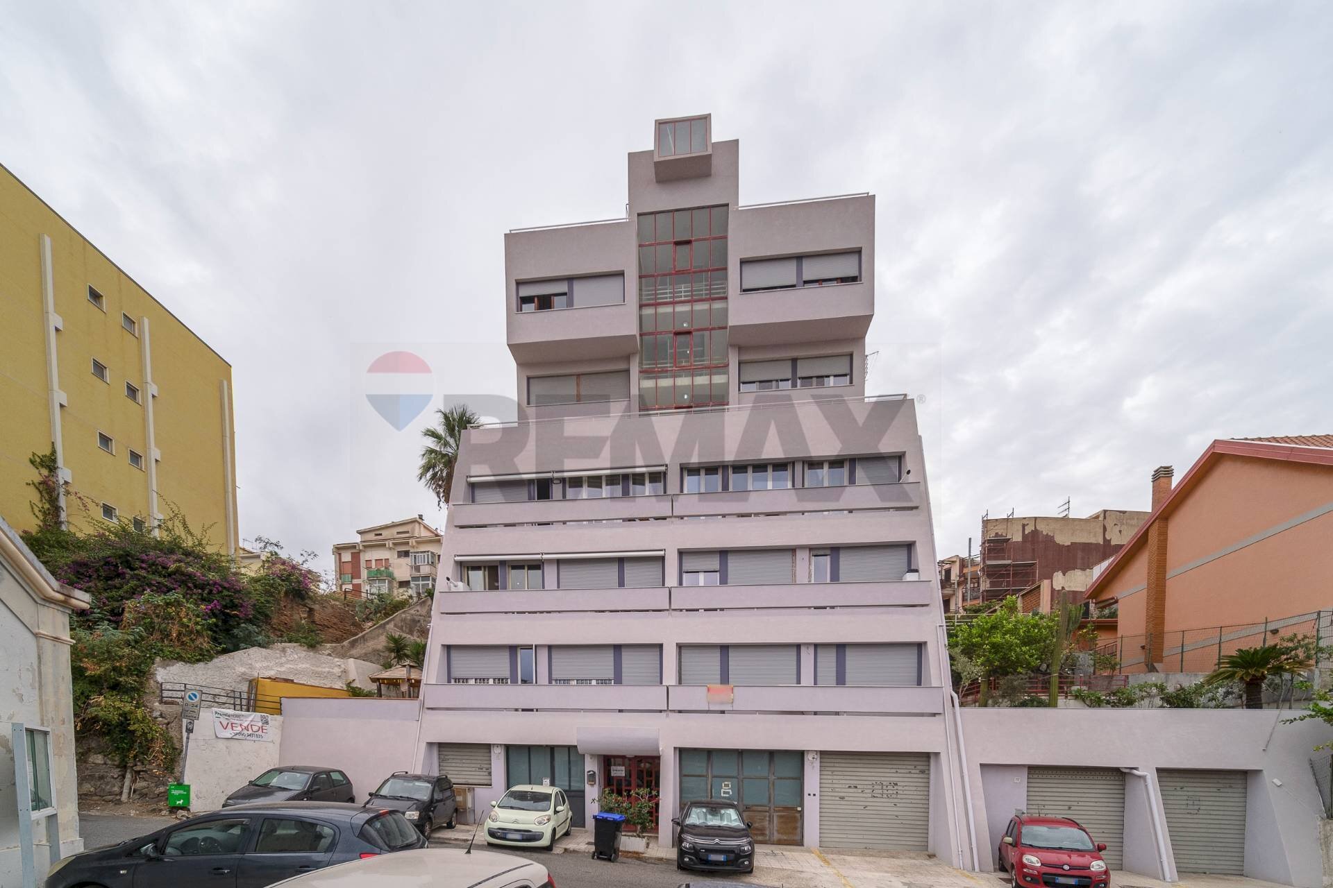 Edificio all\'aperto - Trilocale Via Noviziato Casazza
 
72, Messina - foto 1