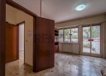 Stanza vuota - Trilocale Via Noviziato Casazza
 
72, Messina - foto 6