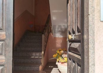 Scale - Apartment Cesare Terranona
 
1, Riesi - photo 7