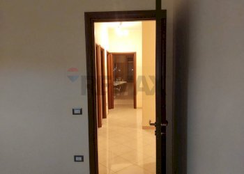 Hall / corridoio - Apartment Cesare Terranona
 
1, Riesi - photo 19