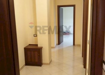 Hall / corridoio - Apartment Cesare Terranona
 
1, Riesi - photo 20