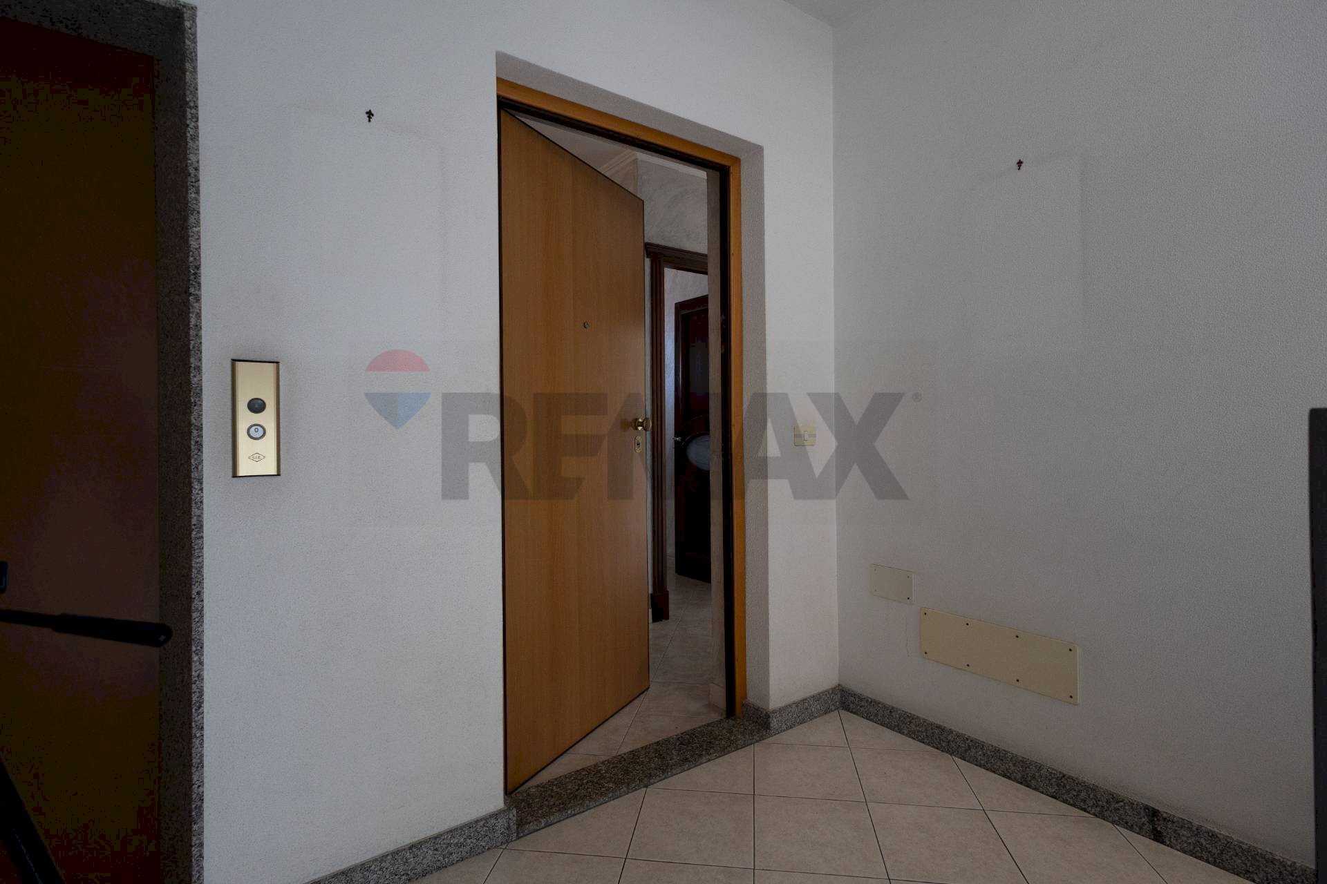 Stanza vuota - Trilocale Via Finocchiari
 
178, Aci Catena - foto 3
