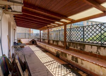 Terrazza - Apartment Via Gabriele D'annunzio
 
33, Catania - photo 6
