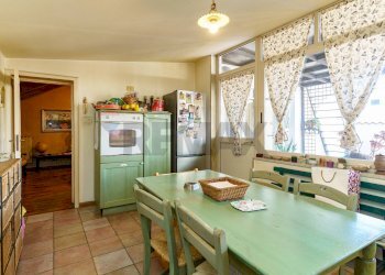Sala da pranzo - Apartment Via Gabriele D'annunzio
 
33, Catania - photo 27