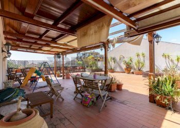 Terrazza - Apartment Via Gabriele D'annunzio
 
33, Catania - photo 47