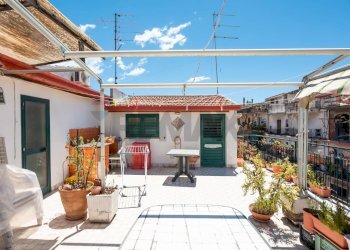 Terrazza - Quadrilocale via francavilla
 
122, Taormina - foto 1