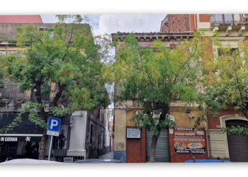 Edificio all\'aperto - Independent house Via Cutrone
 
12, Catania - photo 1