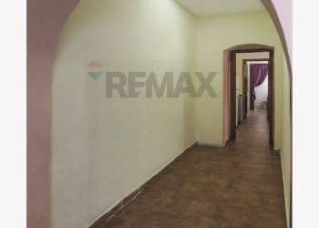 Stanza vuota - Independent house Via Cutrone
 
12, Catania - photo 7