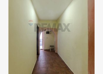 Hall / corridoio - Independent house Via Cutrone
 
12, Catania - photo 8