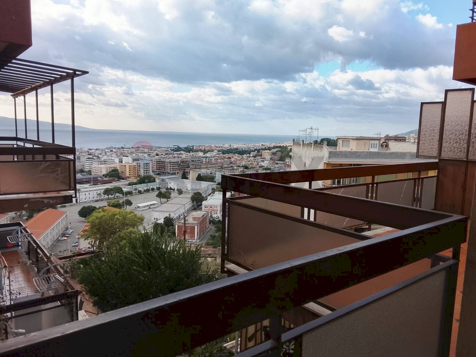 Balcone - Appartamento Via Noviziato Casazza
 
62, Messina - foto 1