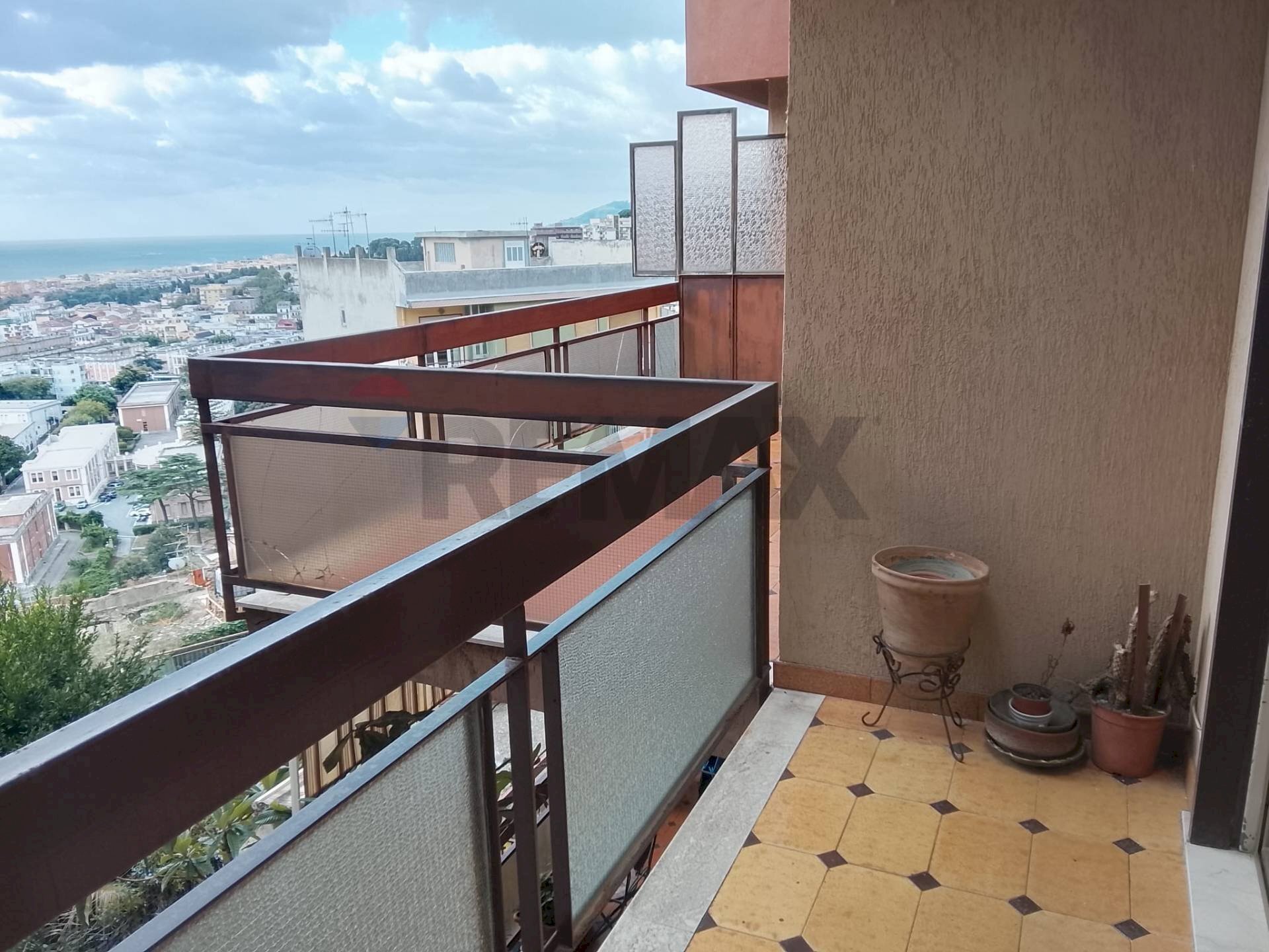 Balcone - Appartamento Via Noviziato Casazza
62, Messina - foto 2