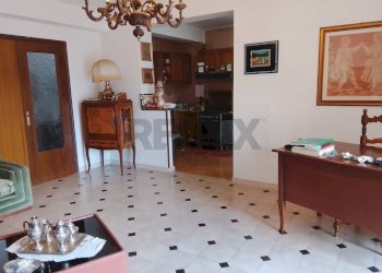 Soggiorno - Appartamento Via Noviziato Casazza
 
62, Messina - foto 5