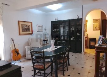 Sala da pranzo - Appartamento Via Noviziato Casazza
 
62, Messina - foto 7
