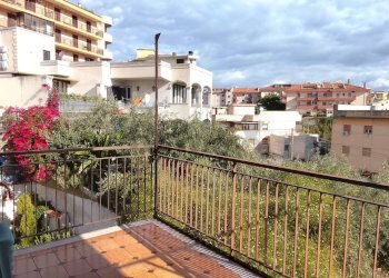 Balcone - Appartamento Via Noviziato Casazza
 
62, Messina - foto 28