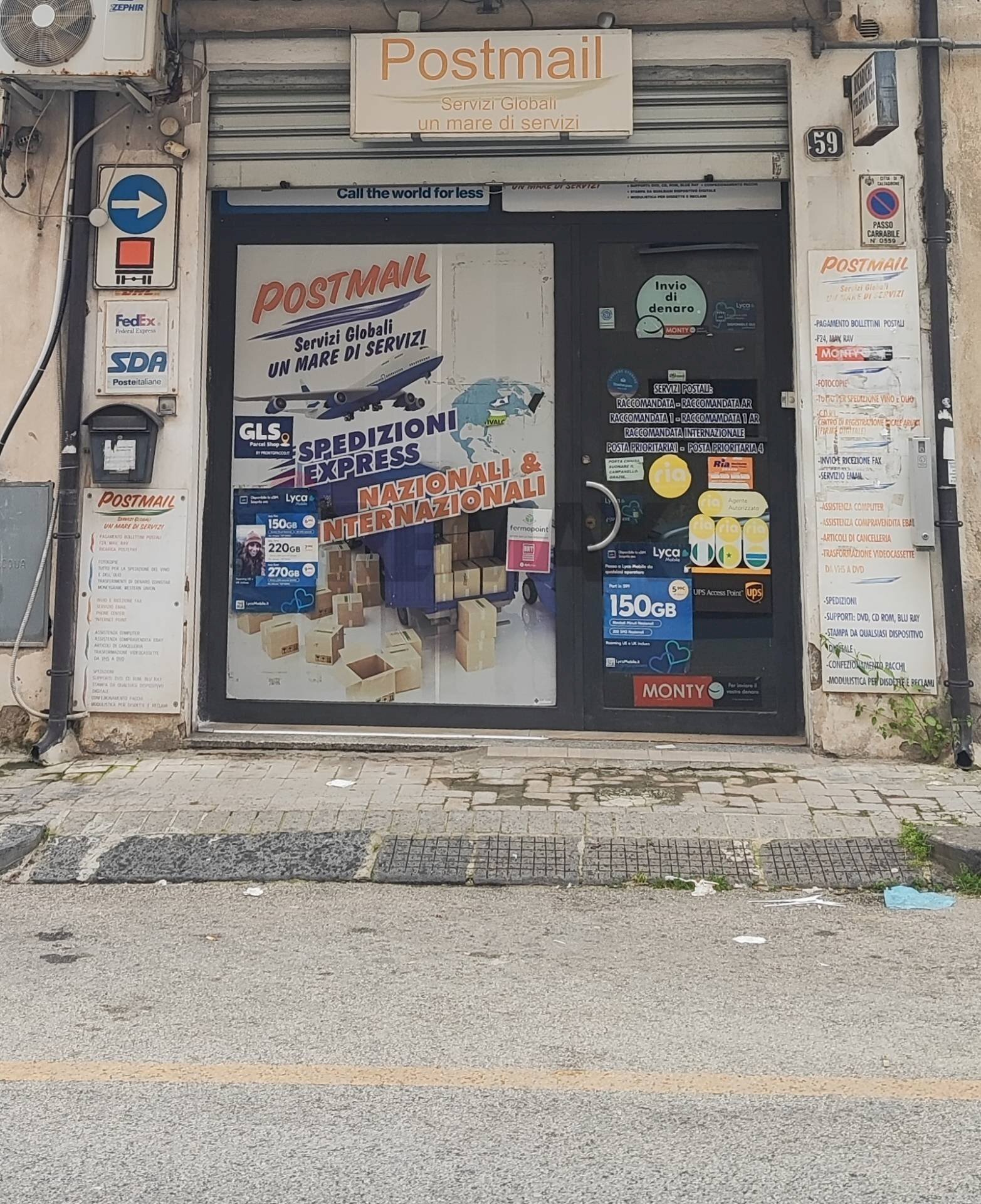 Edificio all\'aperto - Attività Commerciale VIA ESCURIALES
 
59, Caltagirone - foto 1