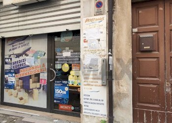 Edificio all\'aperto - Commercial Activity VIA ESCURIALES
59, Caltagirone - photo 4