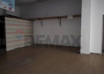 Camera / camera da letto - Commercial Activity VIA ESCURIALES
59, Caltagirone - photo 8