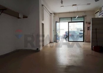 Stanza vuota - Commercial Activity VIA ESCURIALES
59, Caltagirone - photo 11