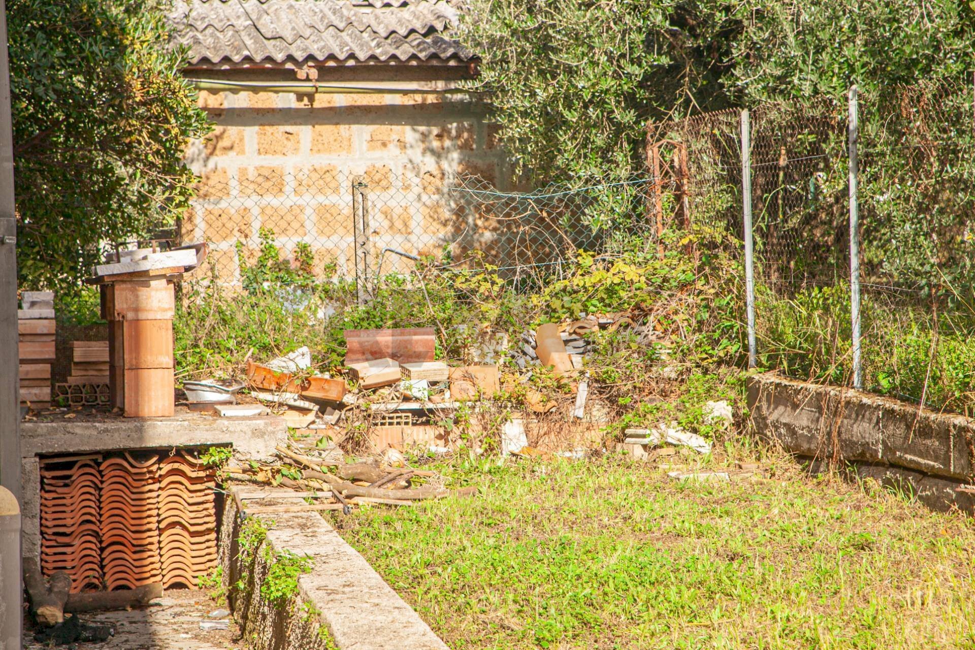 Giardino - Villa Via Marco Polo
 
7, Lariano - photo 3