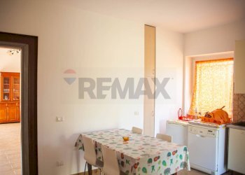 Sala da pranzo - Villa Via Marco Polo
 
7, Lariano - foto 6