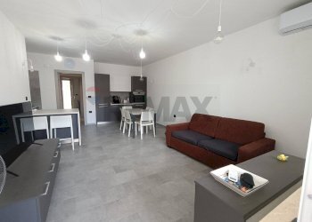 Sala da pranzo - Villa a Schiera Via dello Scirocco
 
12, Manfredonia - foto 15