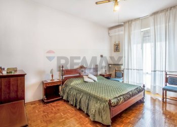 Camera / camera da letto - Quadrilocale Via Madonna delle Grazie
 
3, Trecate - foto 15