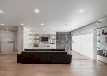 Soggiorno - Villa corso isonzo
 
91, Seveso - photo 10