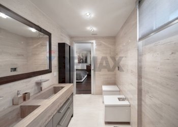 Bagno - Villa corso isonzo
 
91, Seveso - photo 22
