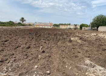 Vista dell\'acqua - Agricultural land Contrada Mandre Vecchie, Pachino - photo 2